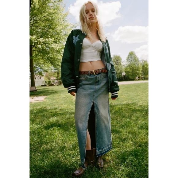 BDG Denim Maxi Skirt Womens XS Jean Midi Long 90s Y2K Mandi Slit Low Rise UO - Picture 1 of 16